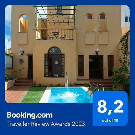 The Yellow House - Solarium - Climatized Pool *