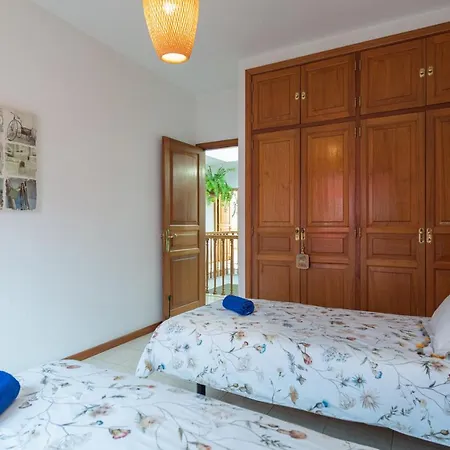 Villa The Yellow House - Solarium - Climatized Pool