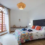The Yellow House - Solarium - Climatized Pool Vila