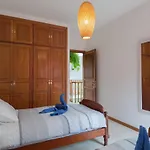 Vila The Yellow House - Solarium - Climatized Pool *