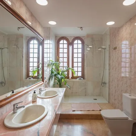 The Yellow House - Solarium - Climatized Pool Villa Gáldar