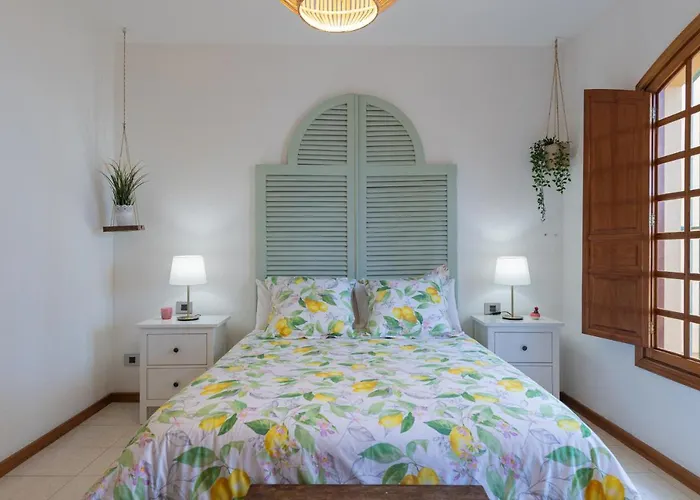 The Yellow House - Solarium - Climatized Pool Gáldar